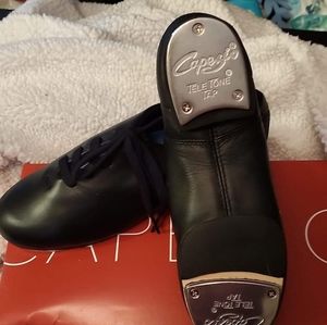 Women's split sole tap shoes